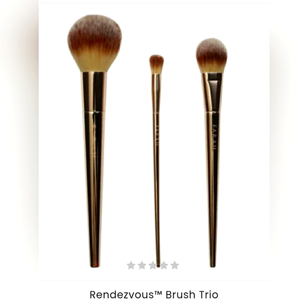 F.A.R.A.H makeup brush set